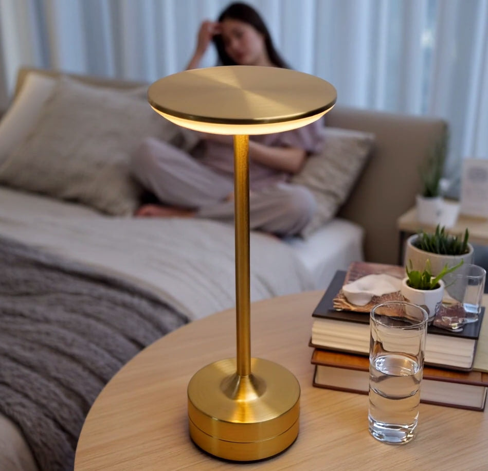 SleekTouch LED Table Lamp